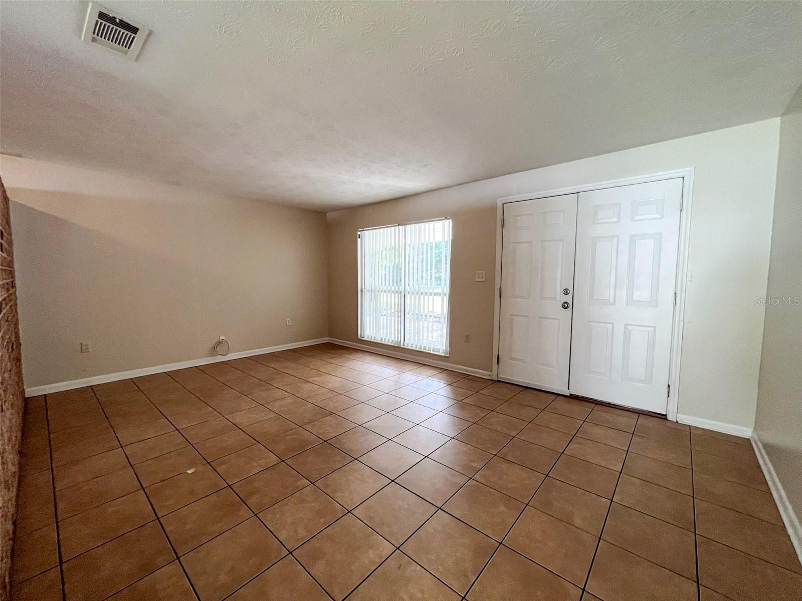 Image 21 of 31 For 536 34th Street