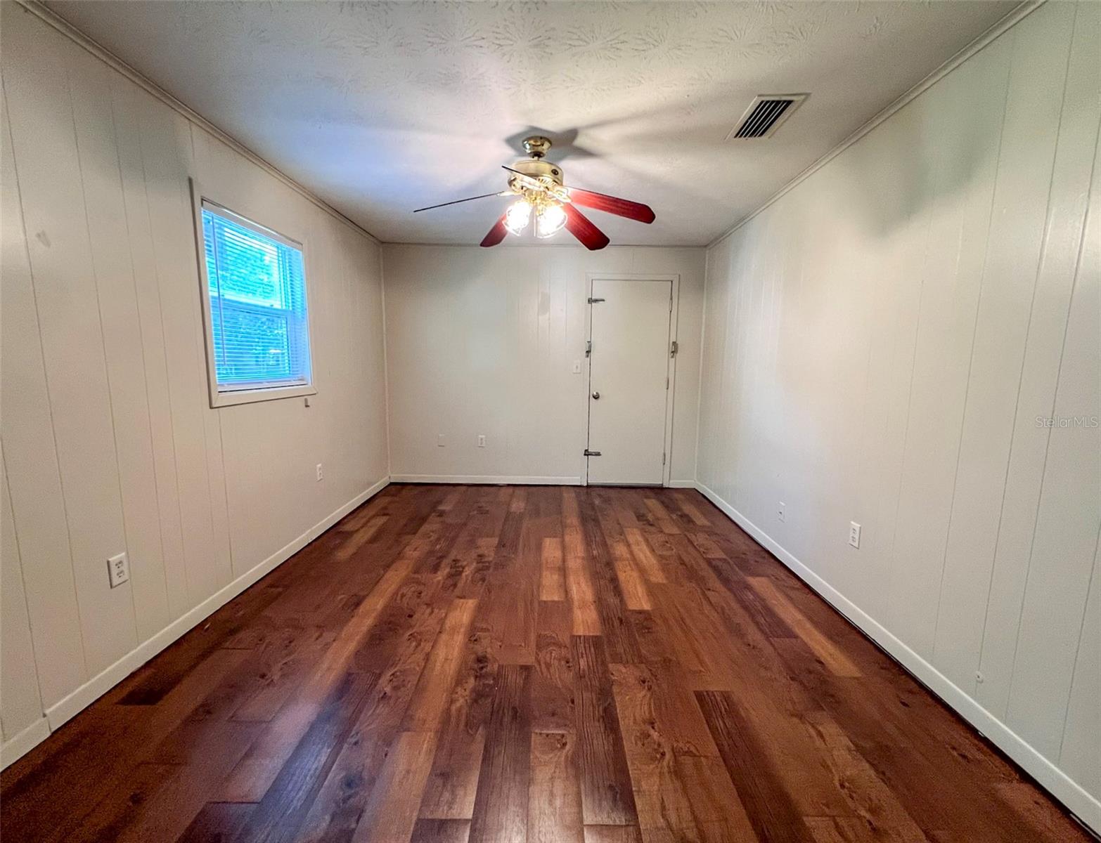 Image 24 of 31 For 536 34th Street