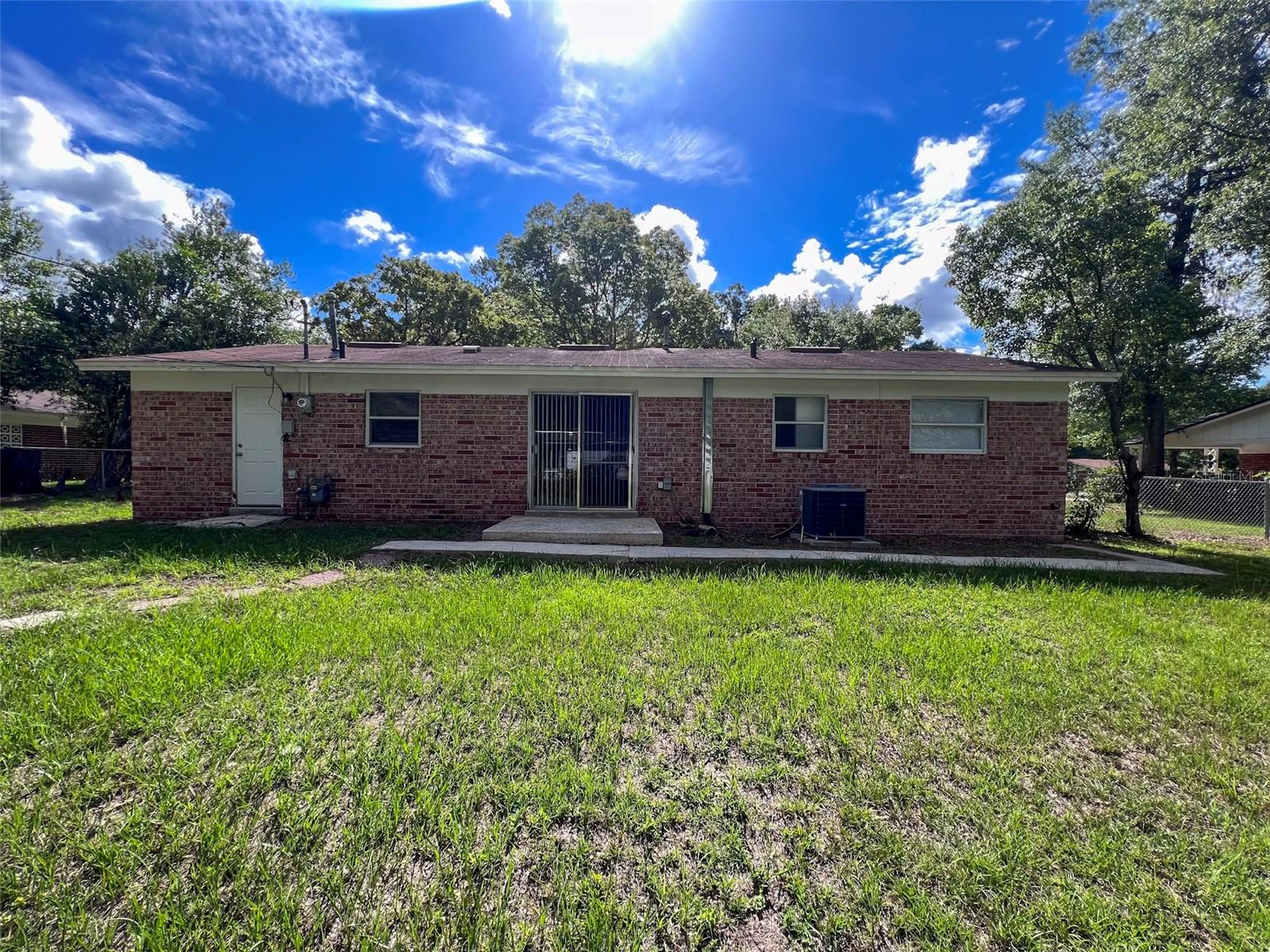 Image 30 of 31 For 536 34th Street