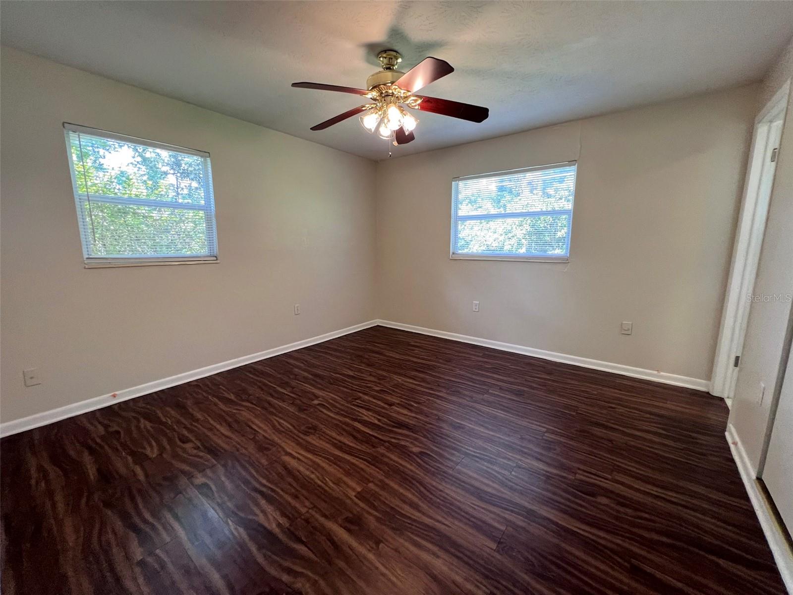 Image 9 of 31 For 536 34th Street