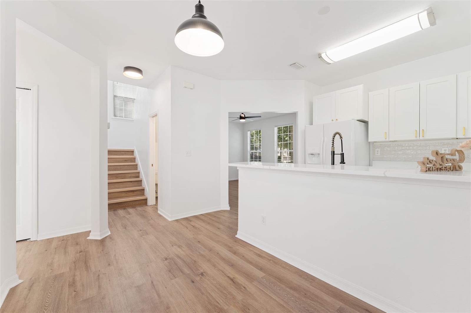 Image 17 of 40 For 11585 18th Place