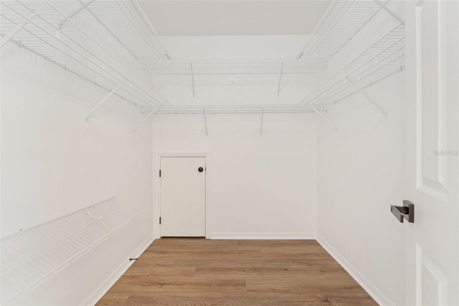 Image 21 of 40 For 11585 18th Place