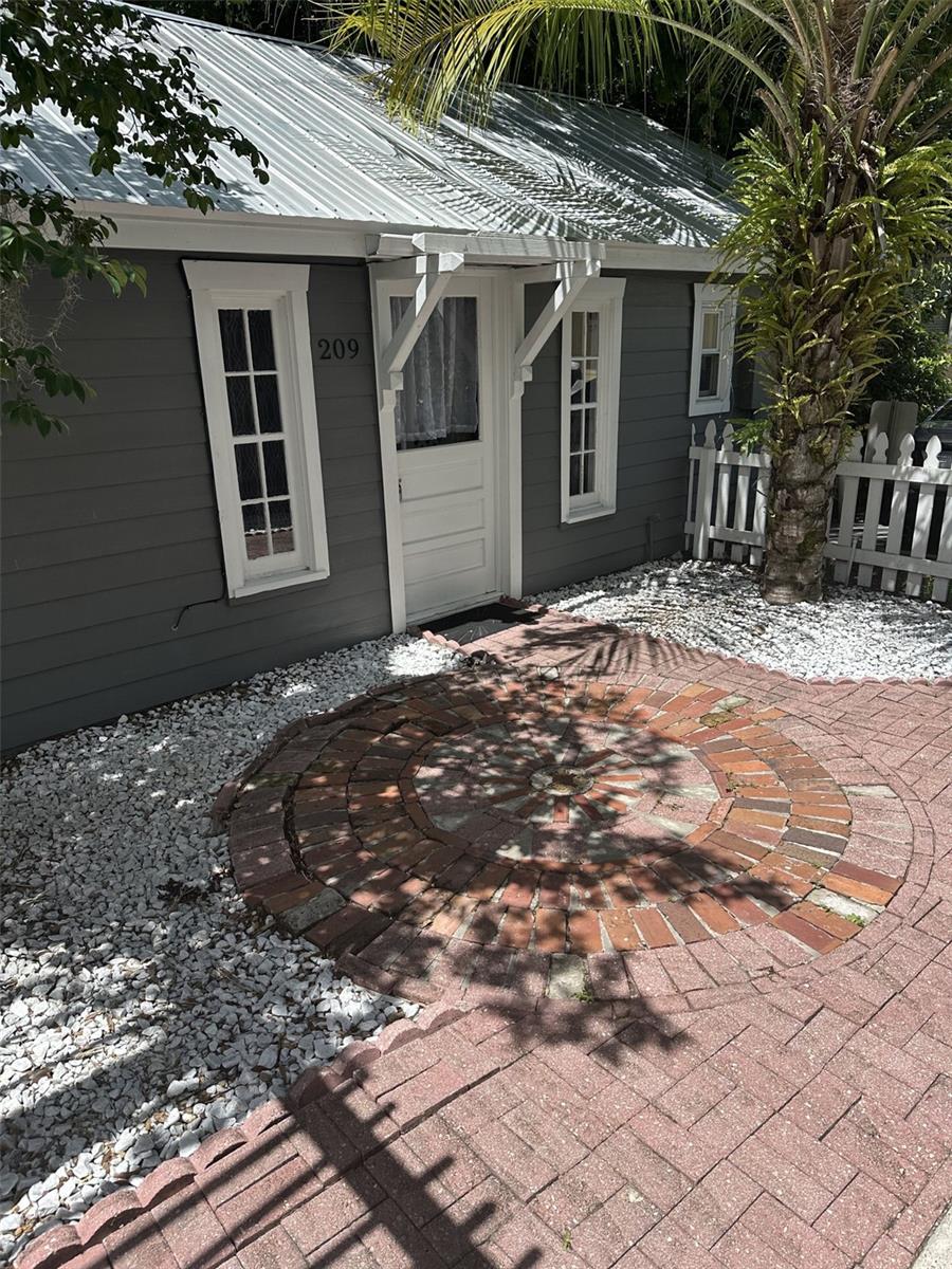 Image 17 of 20 For 205 Voorhis Avenue