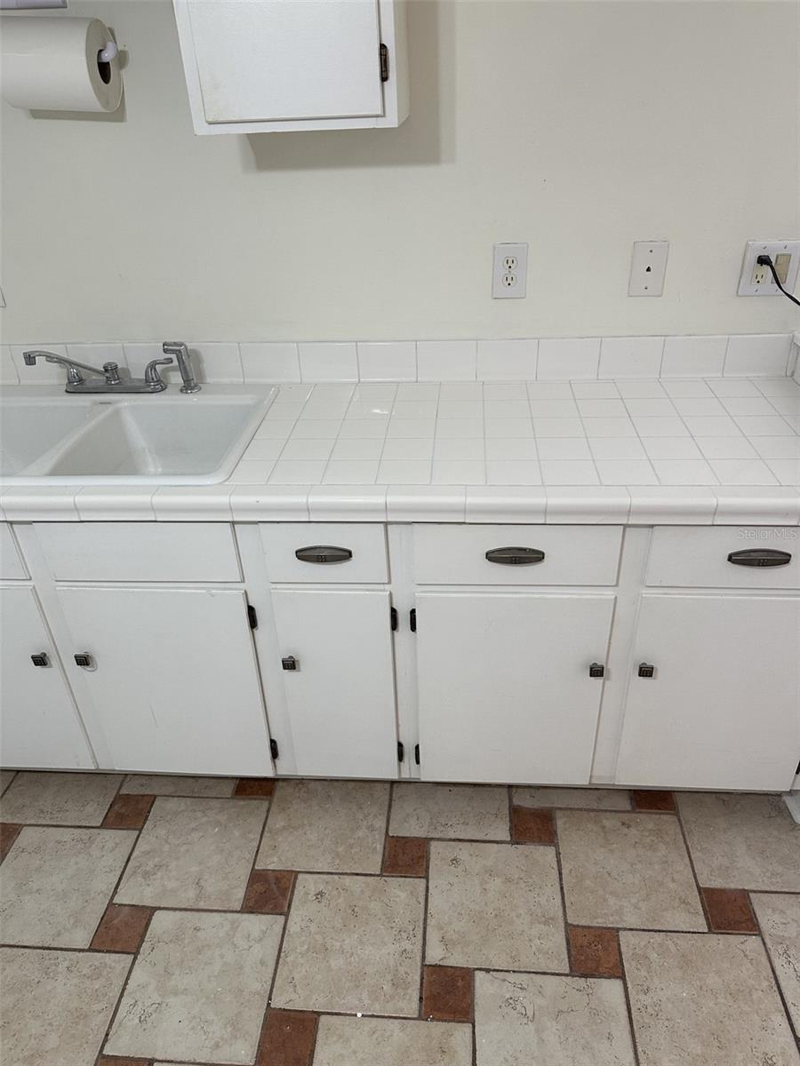 Image 18 of 20 For 205 Voorhis Avenue