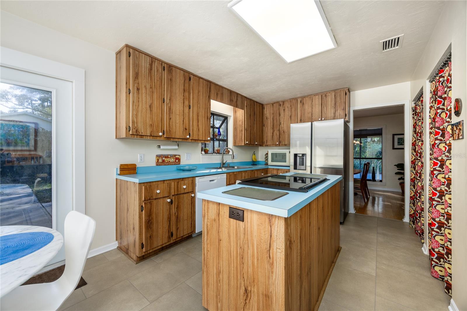 Image 11 of 43 For 2436 37th Terrace