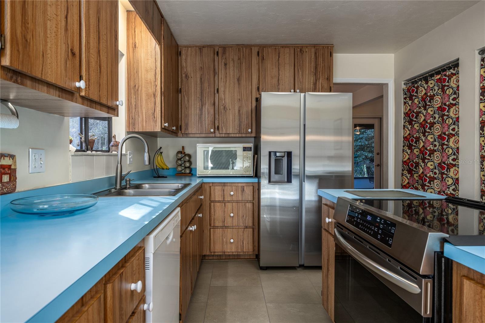 Image 13 of 43 For 2436 37th Terrace