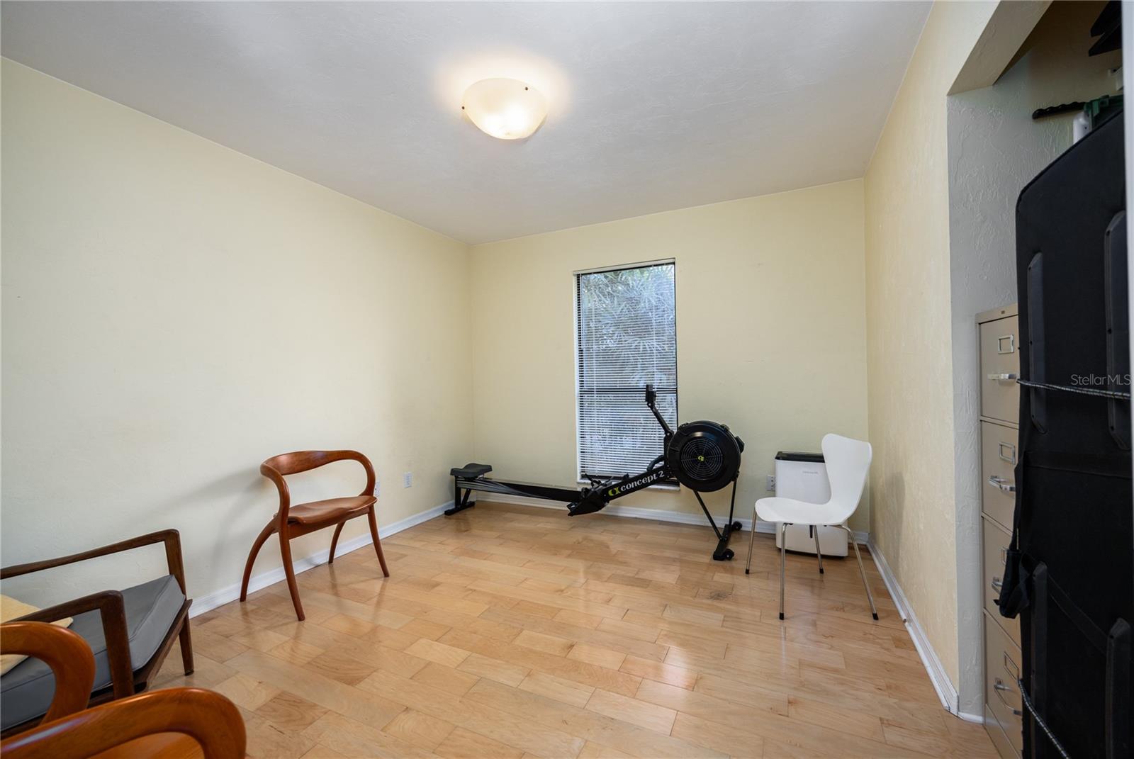 Image 19 of 43 For 2436 37th Terrace