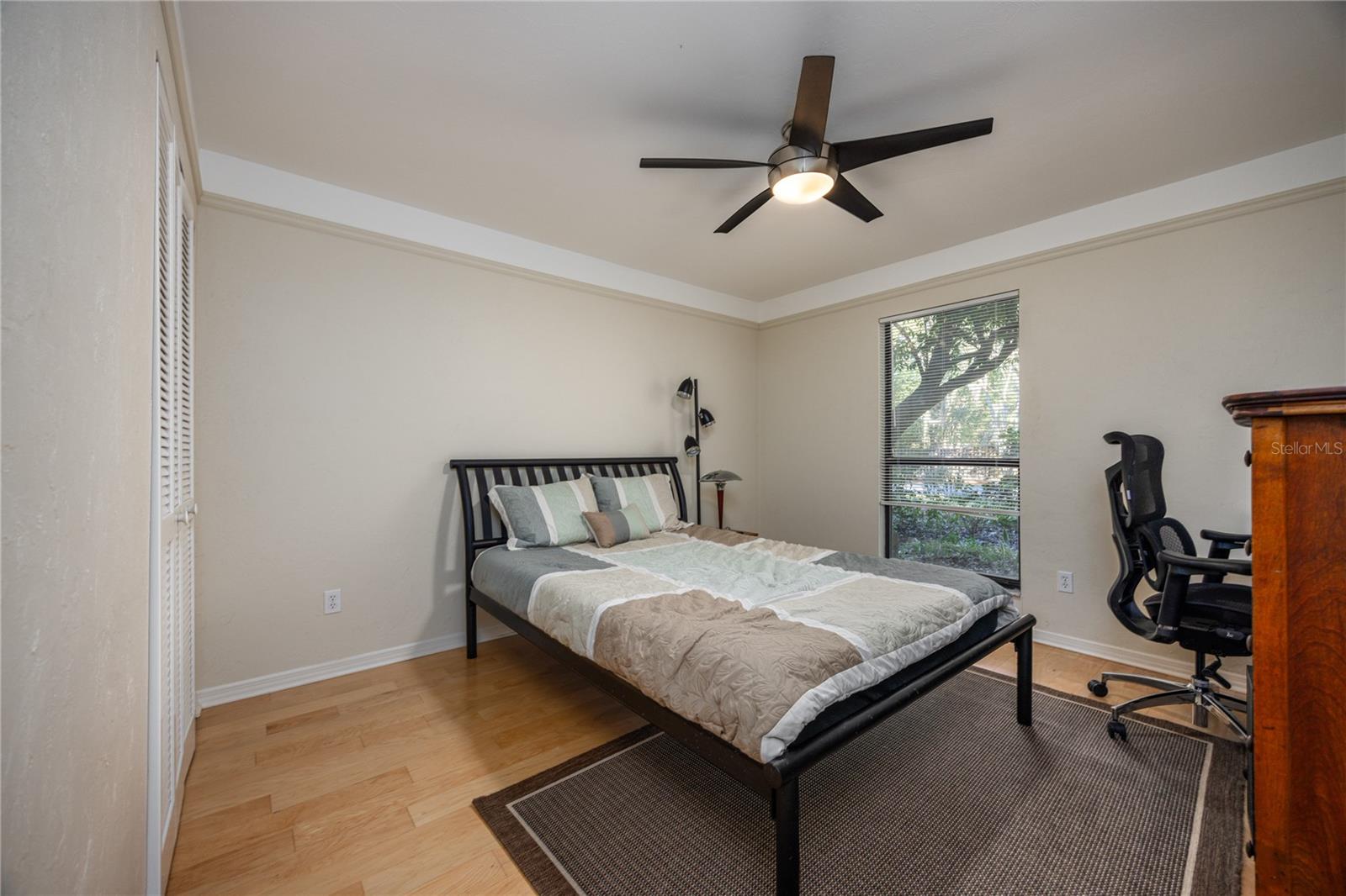 Image 21 of 43 For 2436 37th Terrace