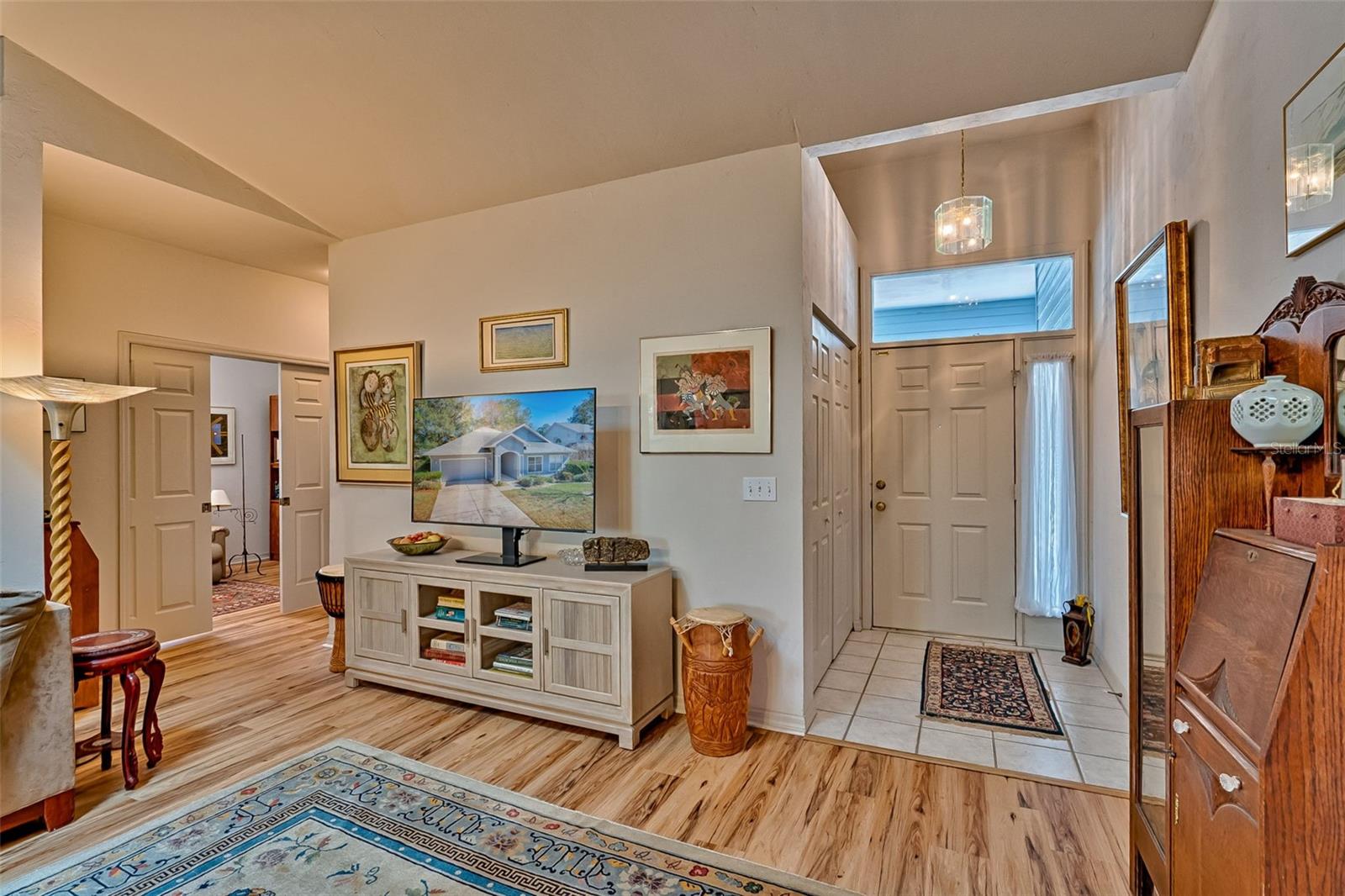 Image 18 of 37 For 4249 37th Terrace