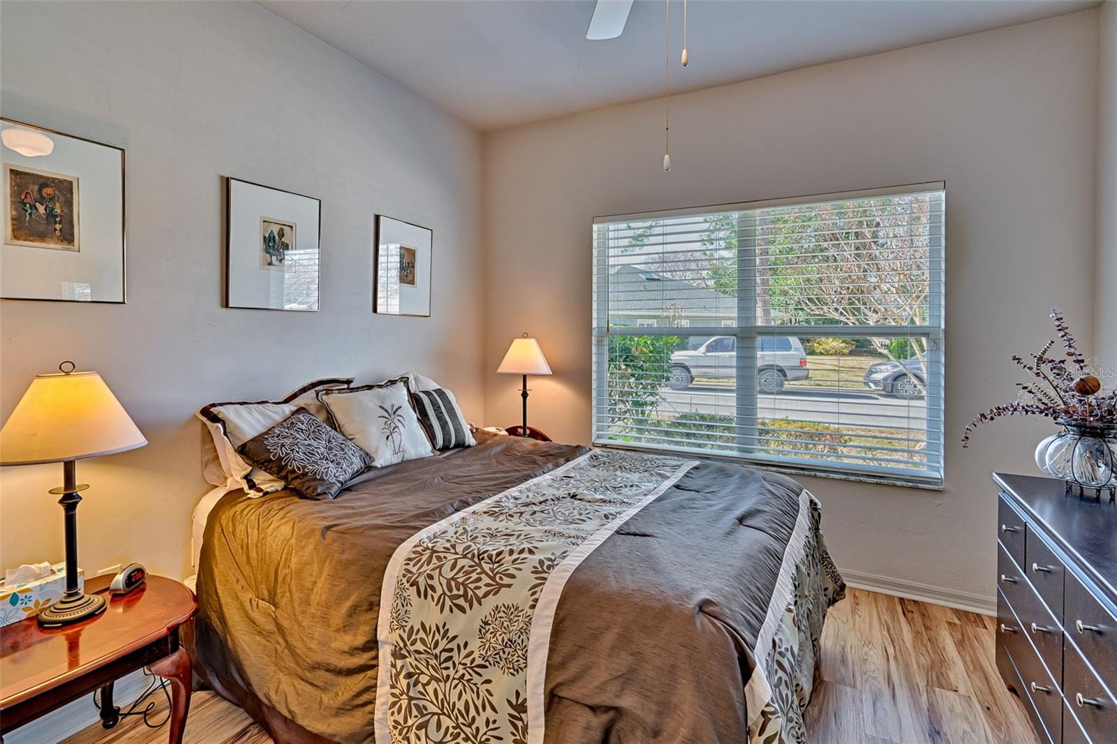 Image 22 of 37 For 4249 37th Terrace