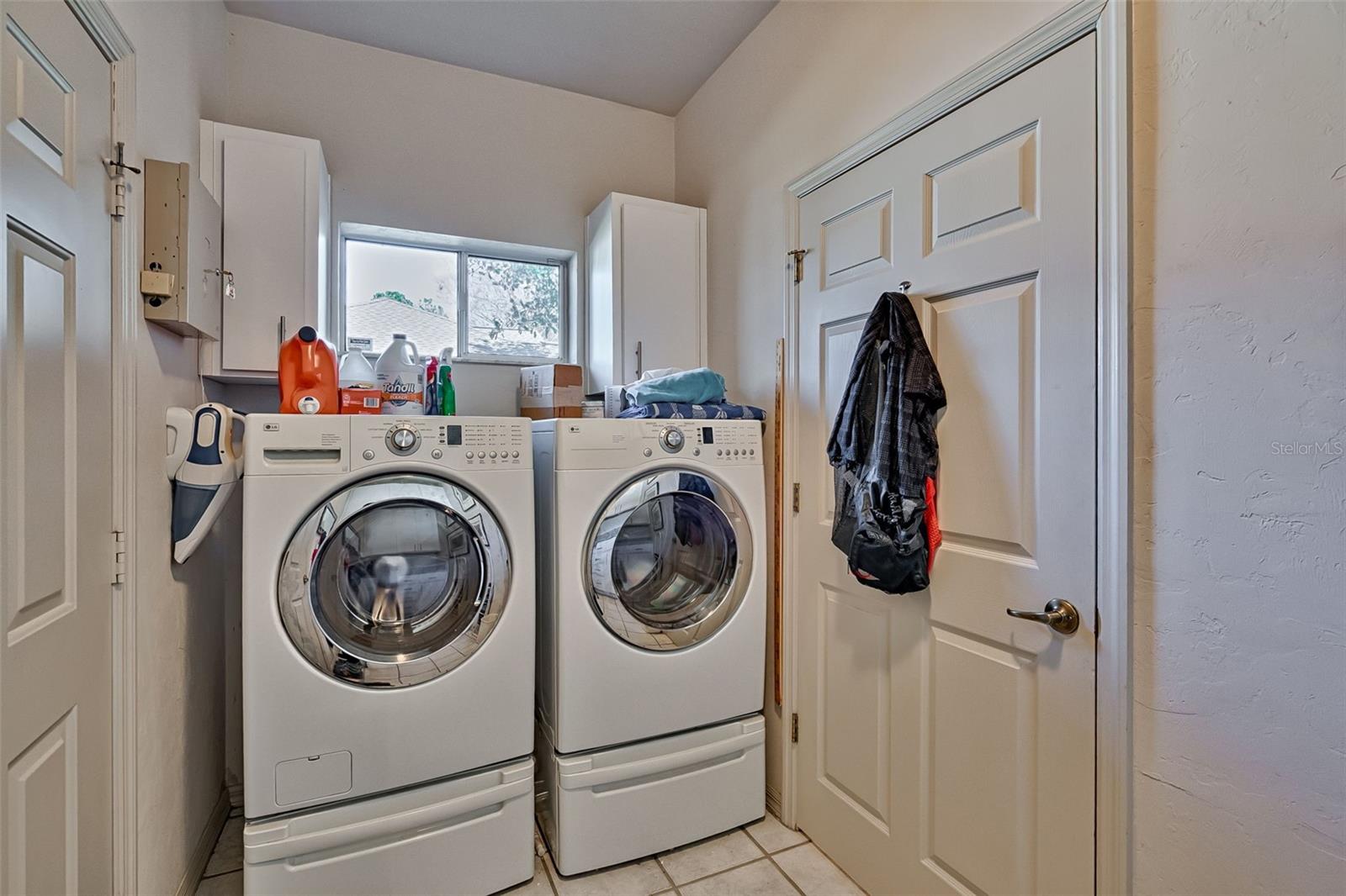 Image 23 of 37 For 4249 37th Terrace