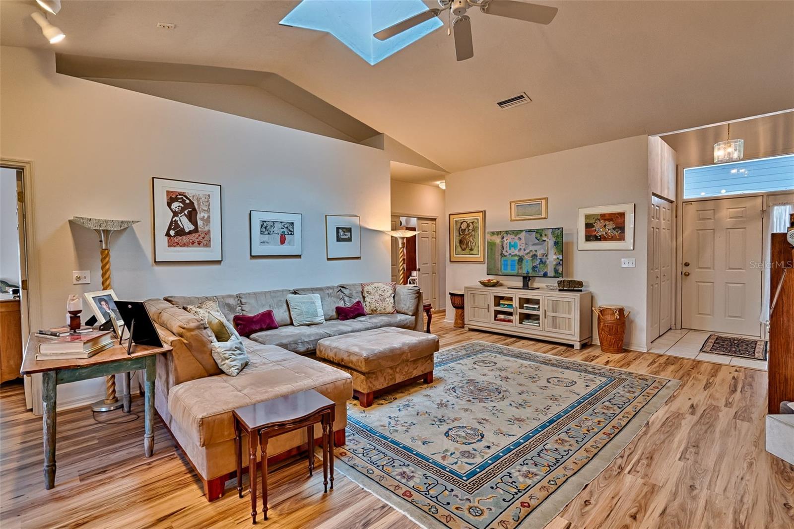 Image 5 of 37 For 4249 37th Terrace