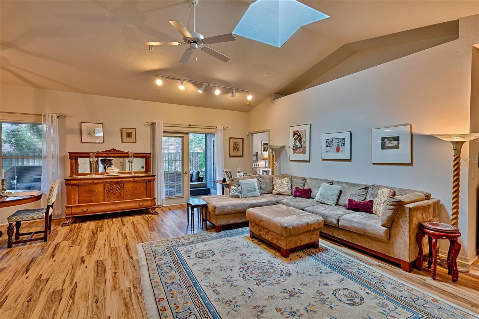 Image 6 of 37 For 4249 37th Terrace