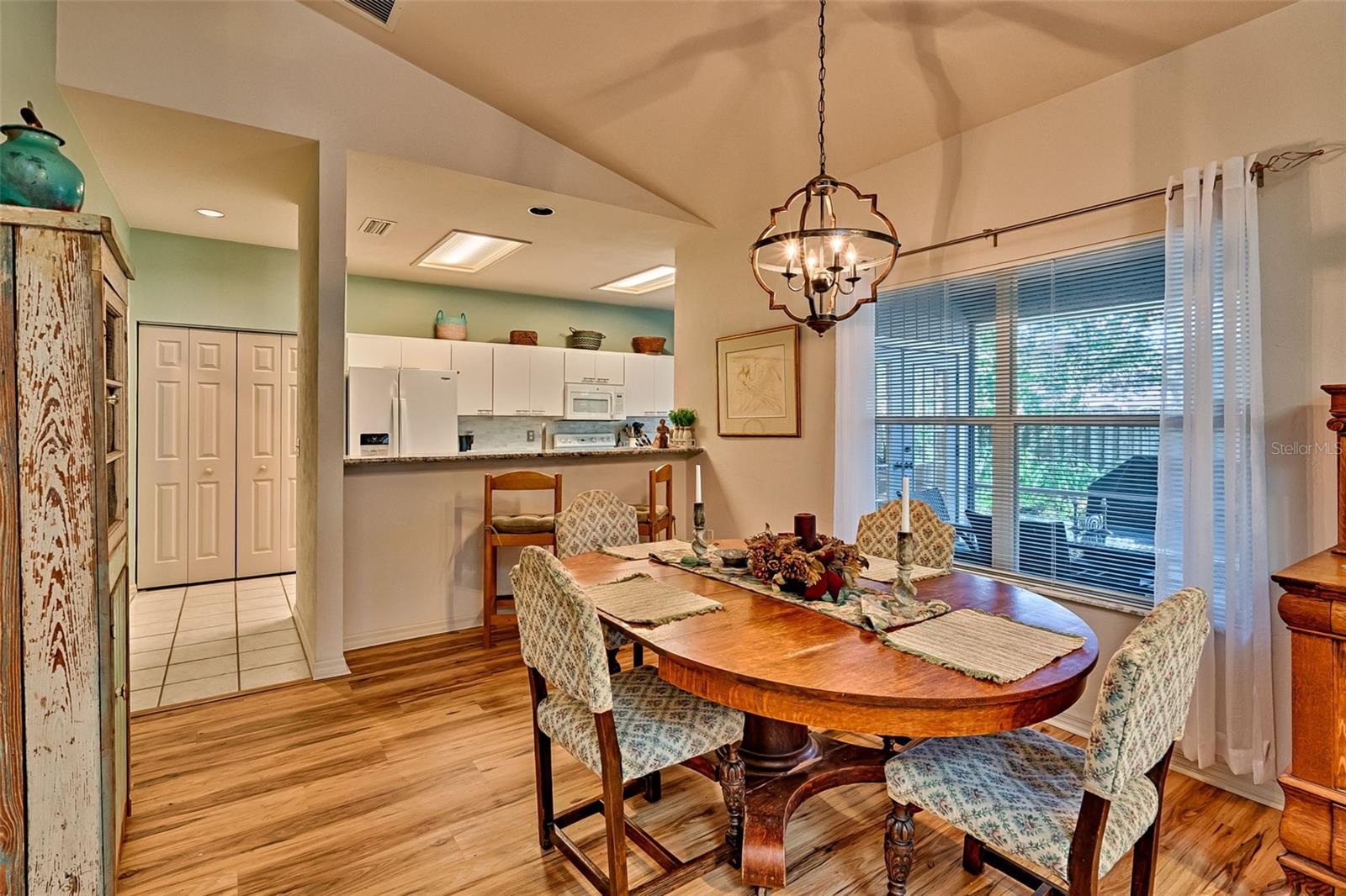 Image 8 of 37 For 4249 37th Terrace