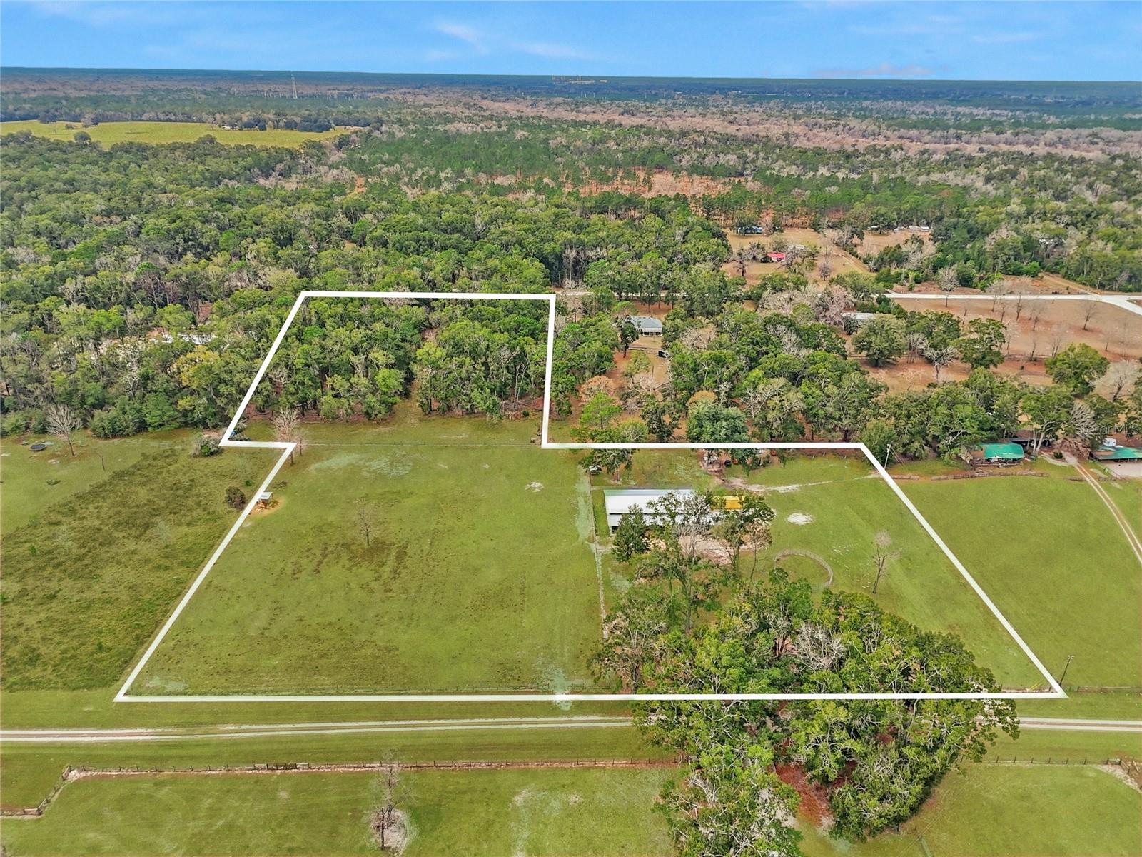 Image 10 of 29 For 00 Cowpoke Court