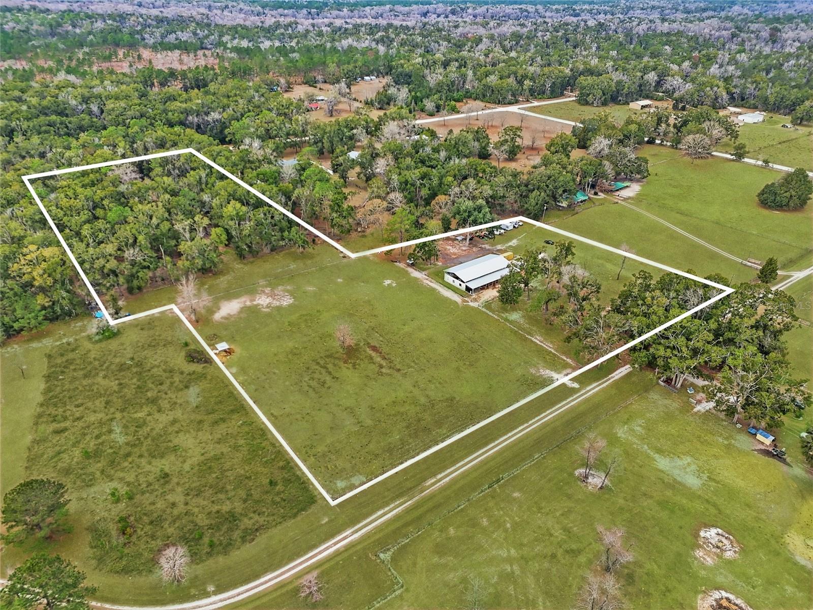 Image 12 of 29 For 00 Cowpoke Court