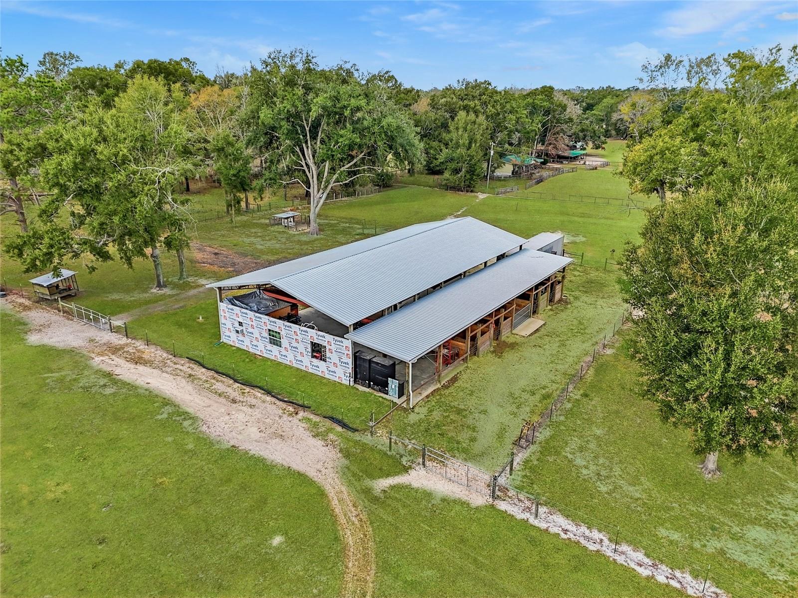 Image 7 of 29 For 00 Cowpoke Court