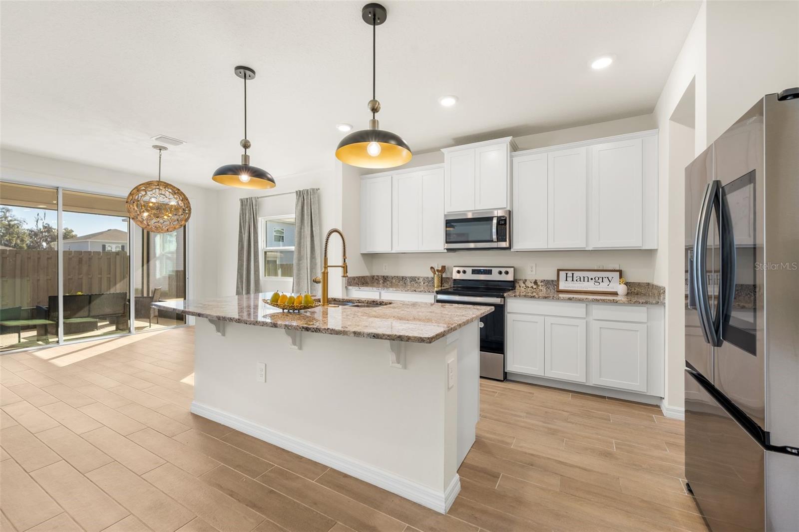 Image 15 of 56 For 1400 132nd Circle