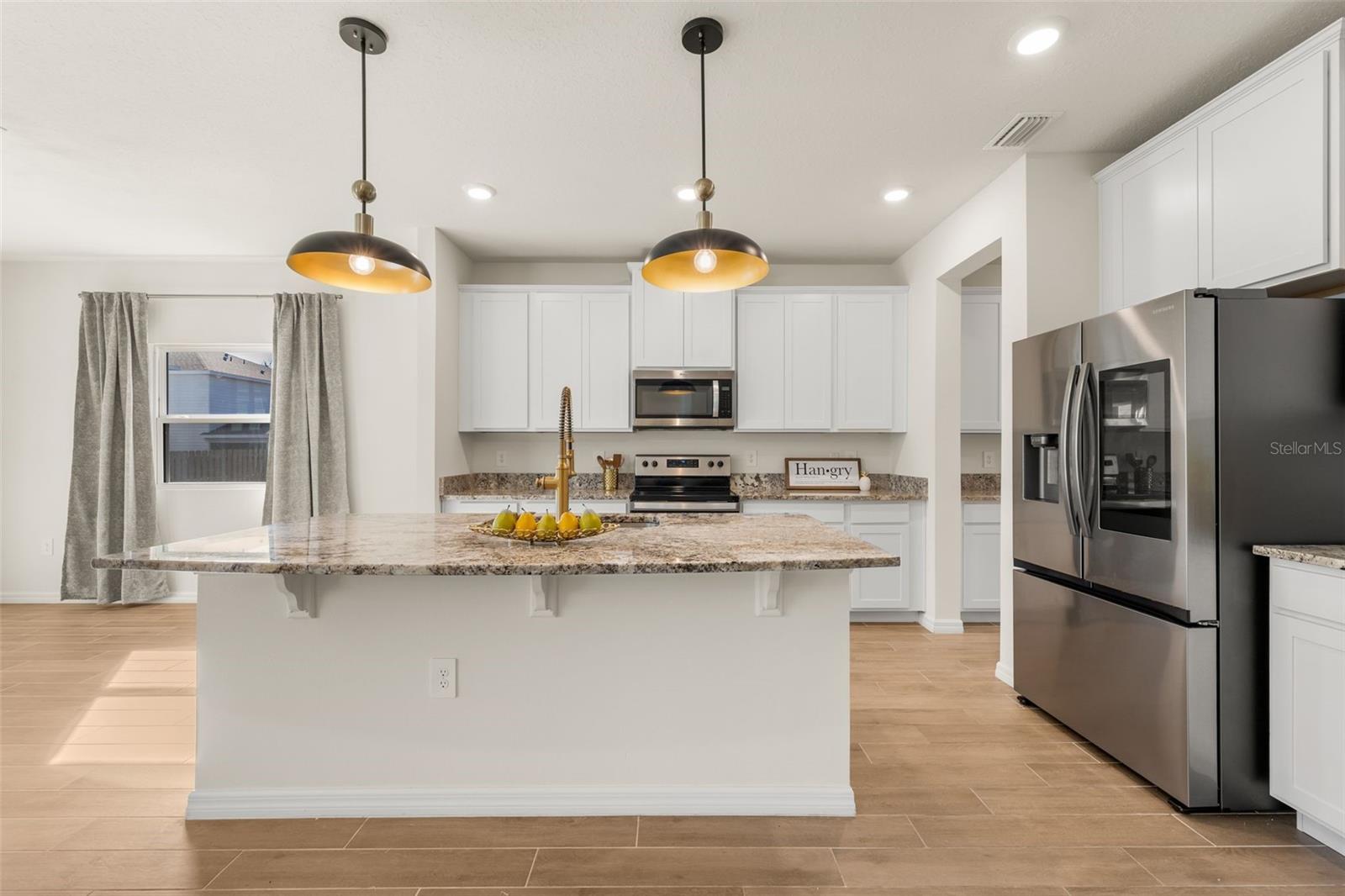 Image 16 of 56 For 1400 132nd Circle