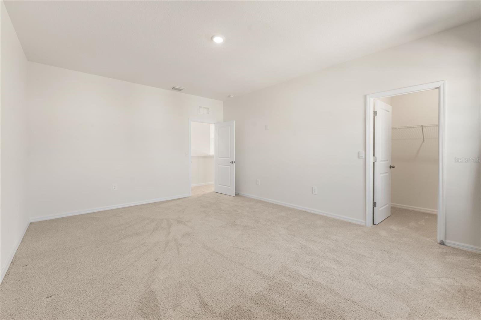 Image 38 of 56 For 1400 132nd Circle