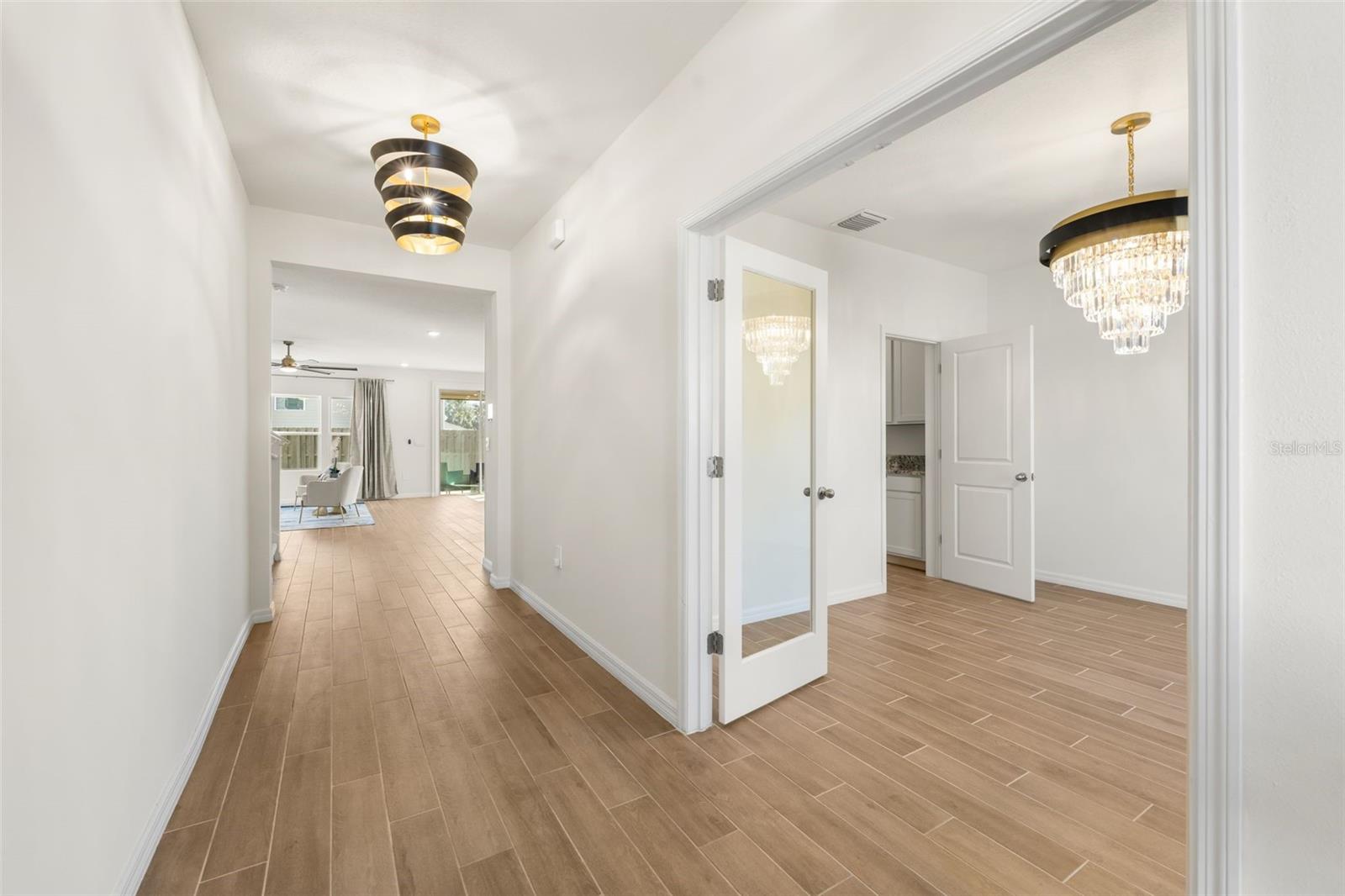 Image 5 of 56 For 1400 132nd Circle