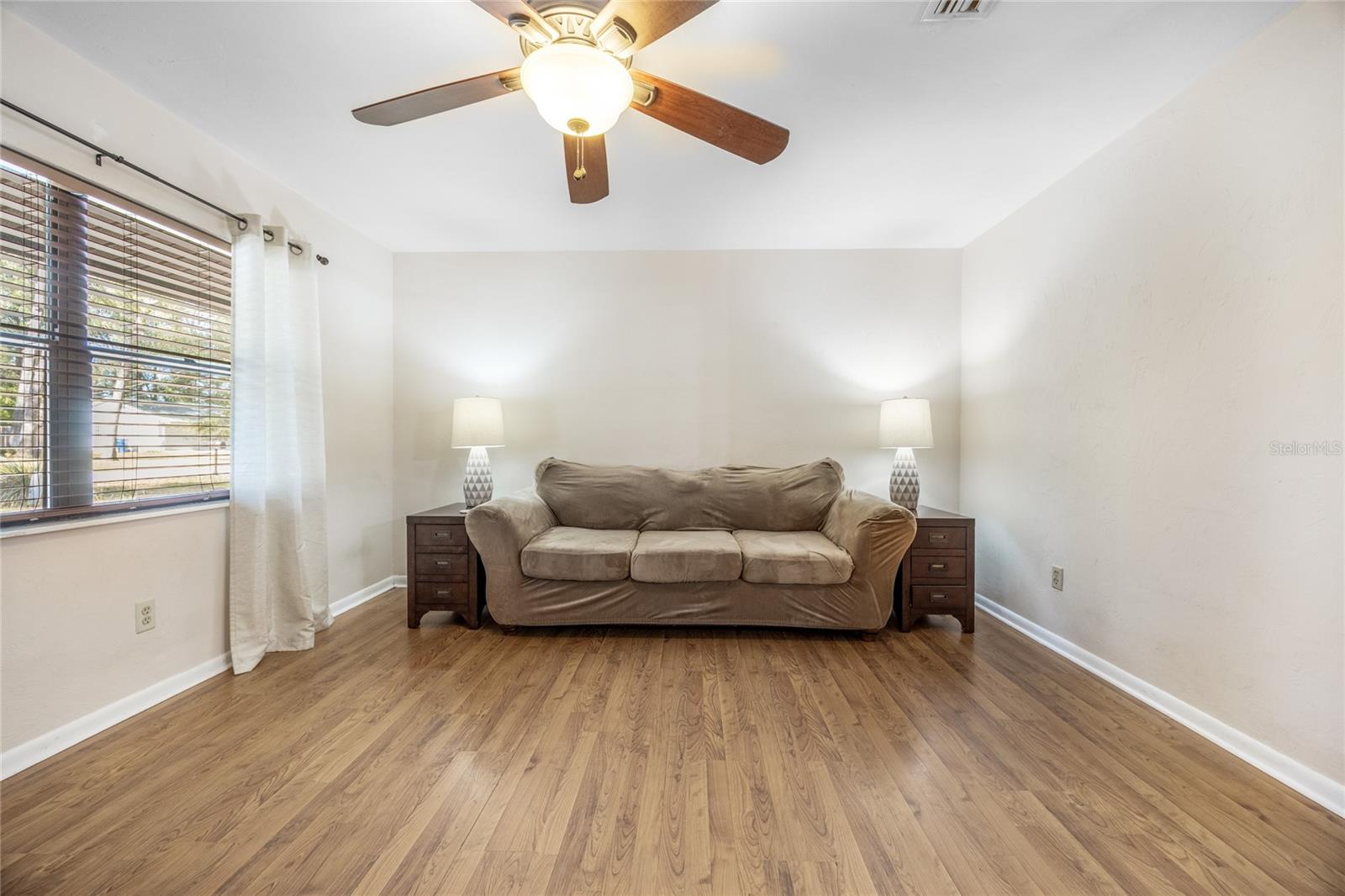 Image 4 of 46 For 545 257th Terrace