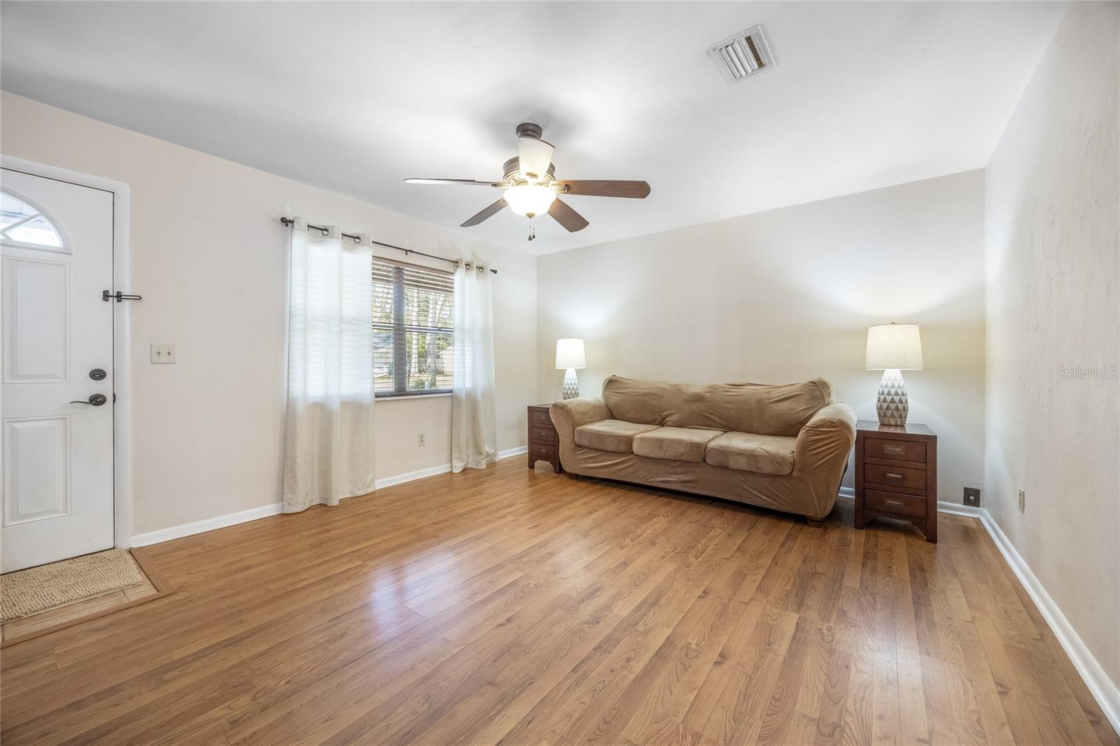 Image 6 of 46 For 545 257th Terrace