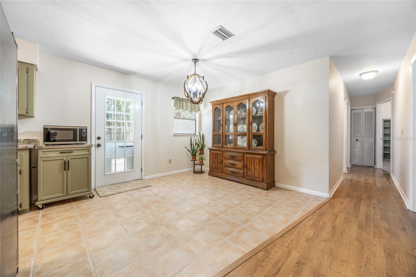 Image 9 of 46 For 545 257th Terrace