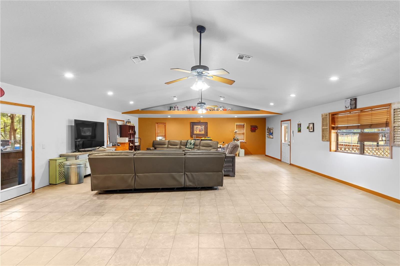 Image 7 of 43 For 11235 131st Terrace