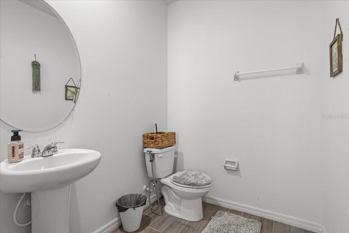 Image 20 of 36 For 5126 47th Lane