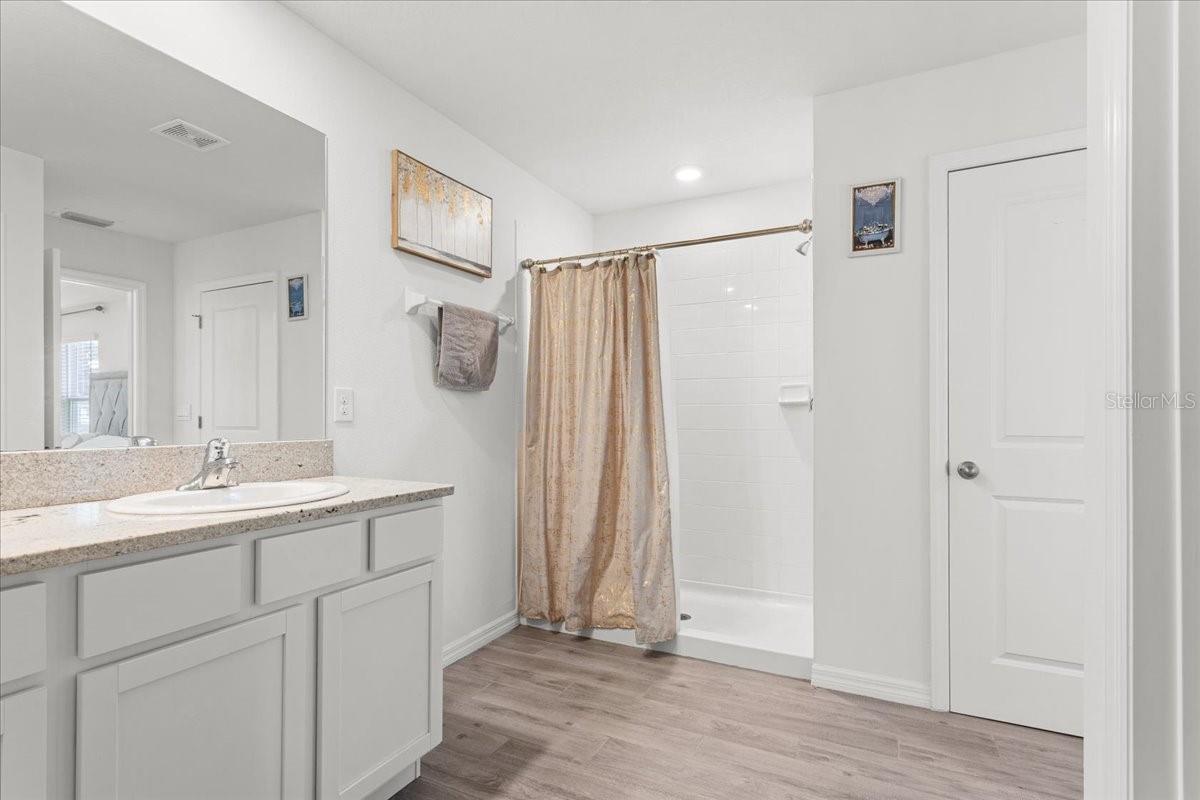 Image 25 of 36 For 5126 47th Lane