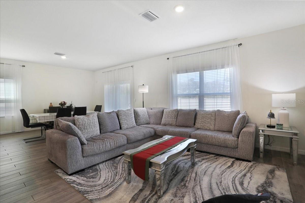 Image 9 of 36 For 5126 47th Lane