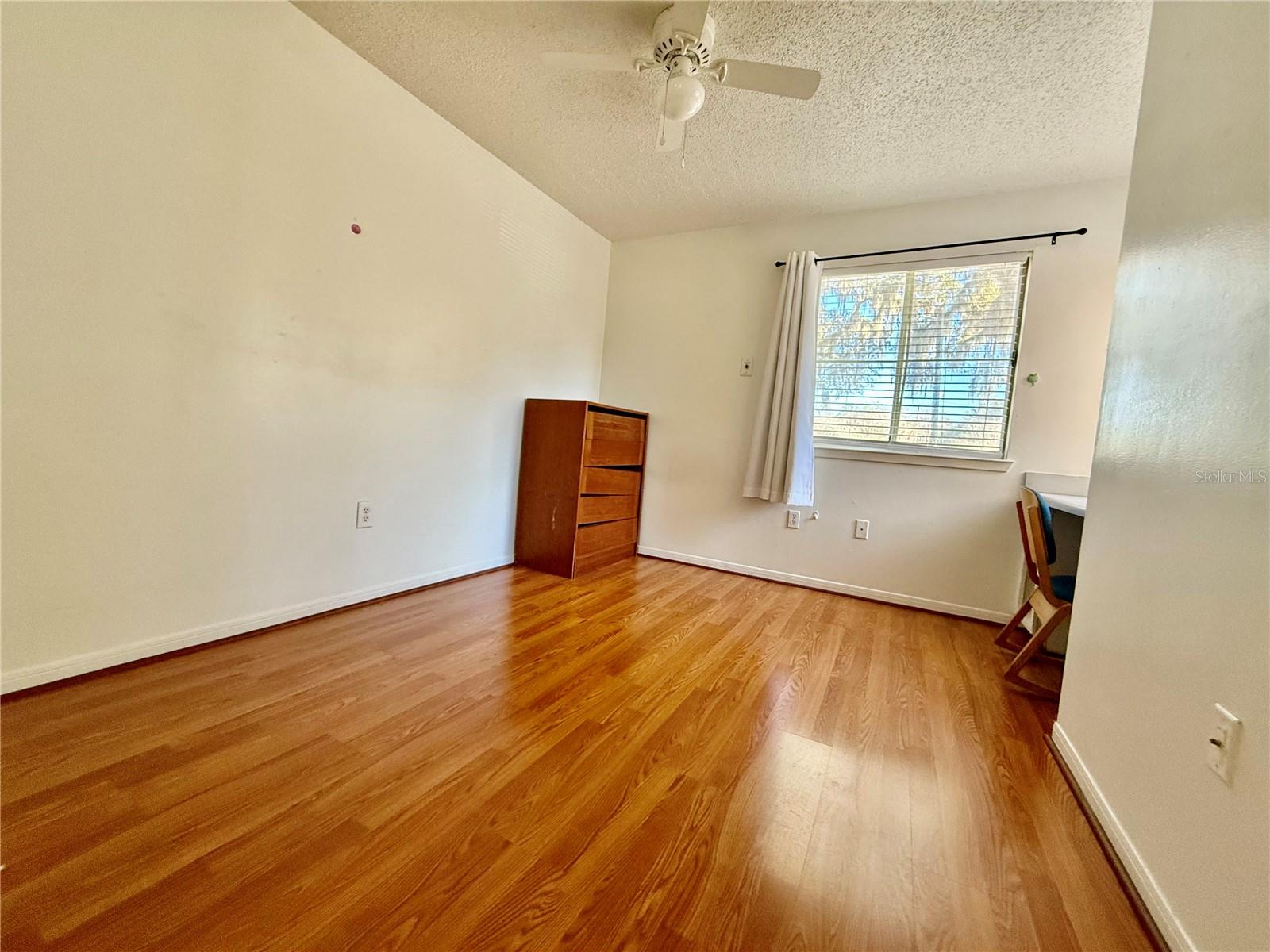 Image 5 of 20 For 2601 Archer Road 202