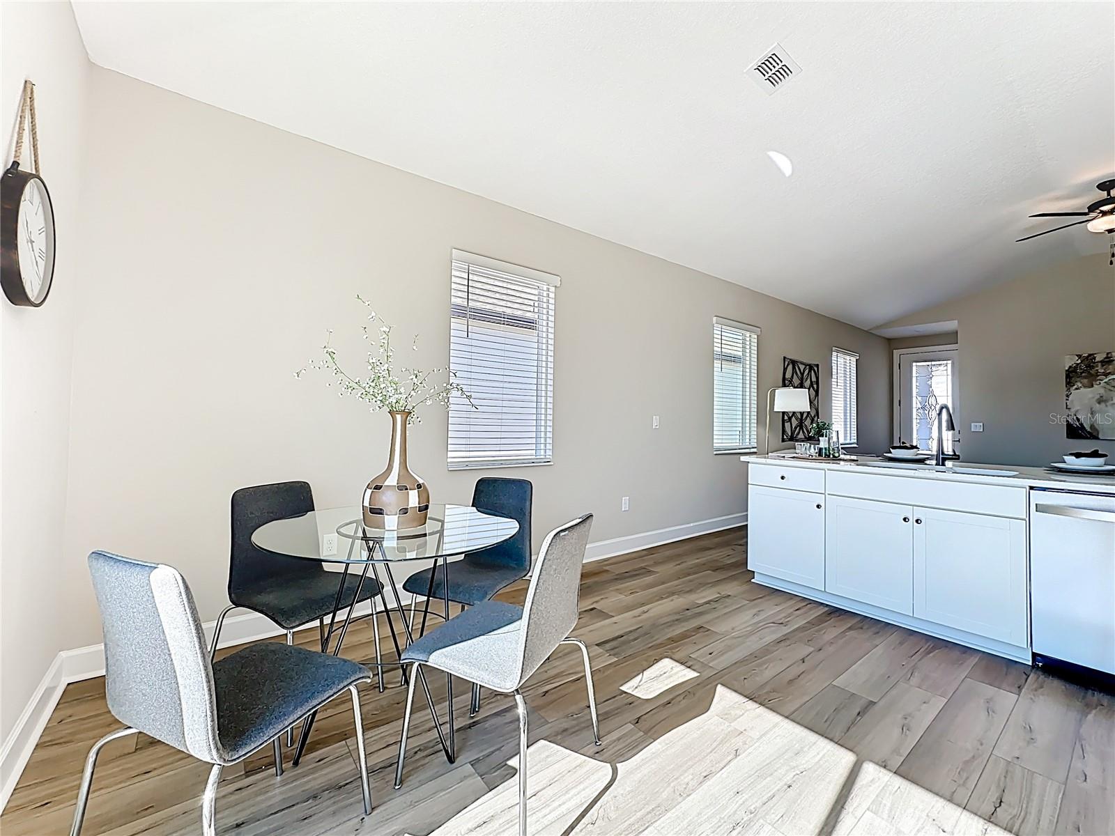 Image 12 of 45 For 3941 Gareys Ferry Way