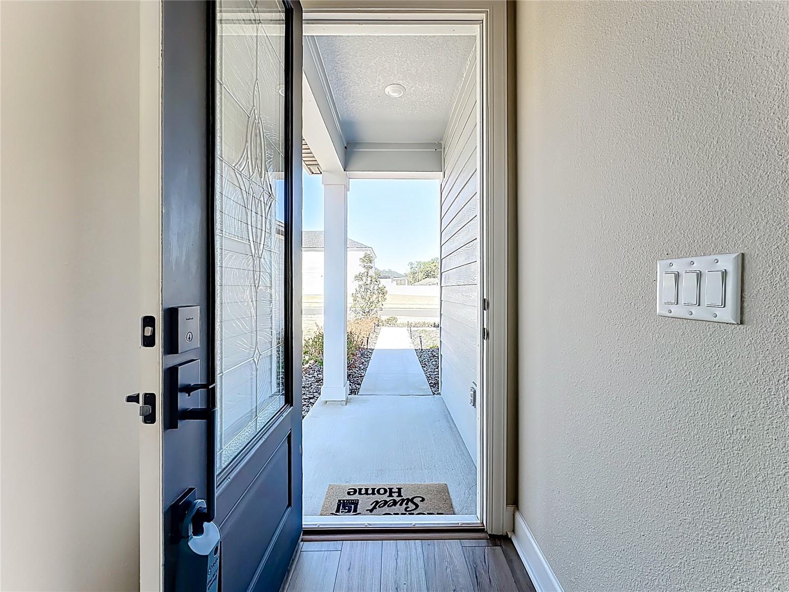 Image 3 of 45 For 3941 Gareys Ferry Way