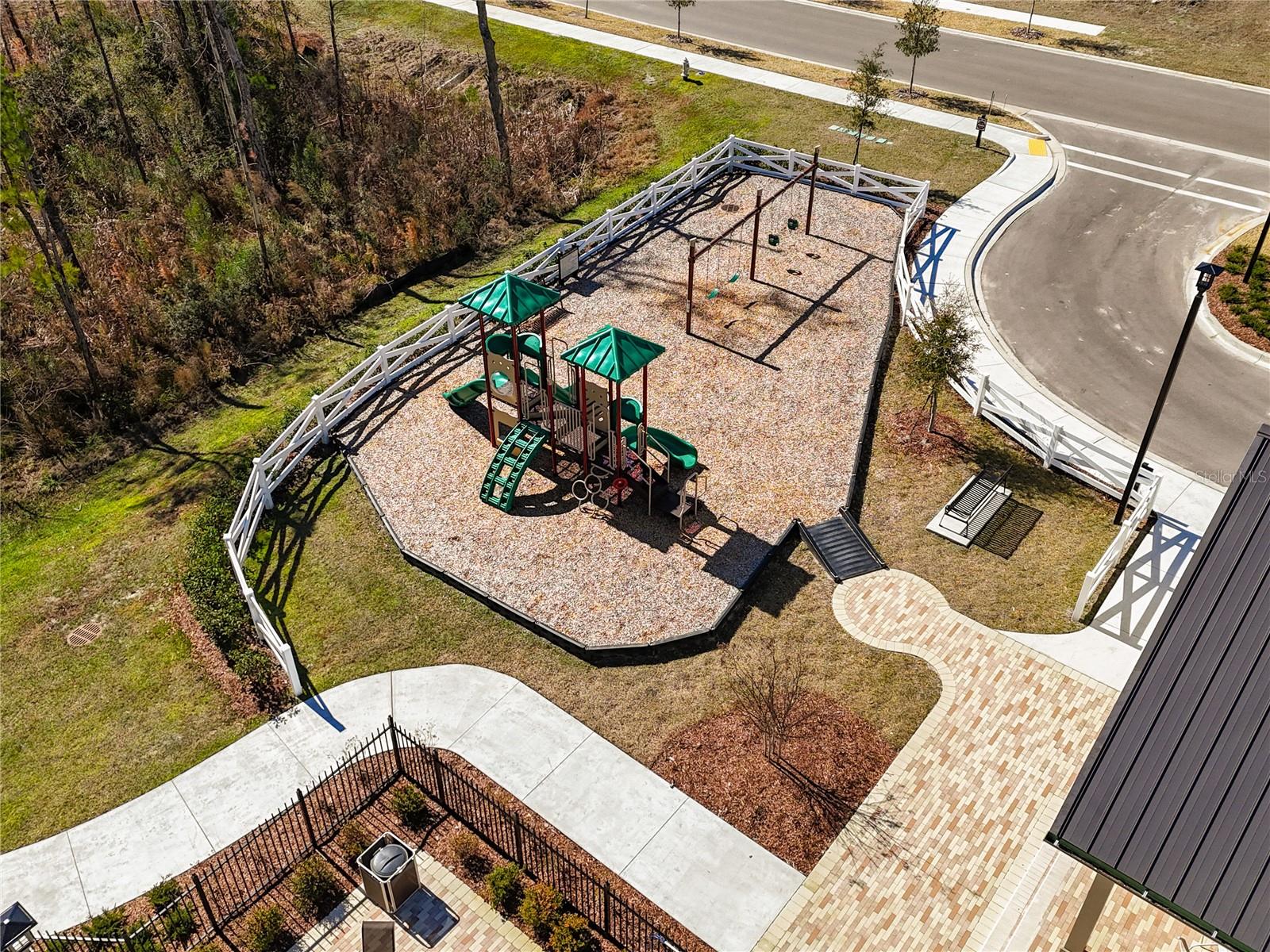 Image 37 of 45 For 3941 Gareys Ferry Way