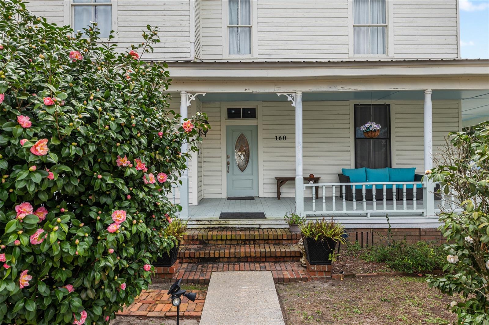 Image 3 of 61 For 160 Saint Johns Street