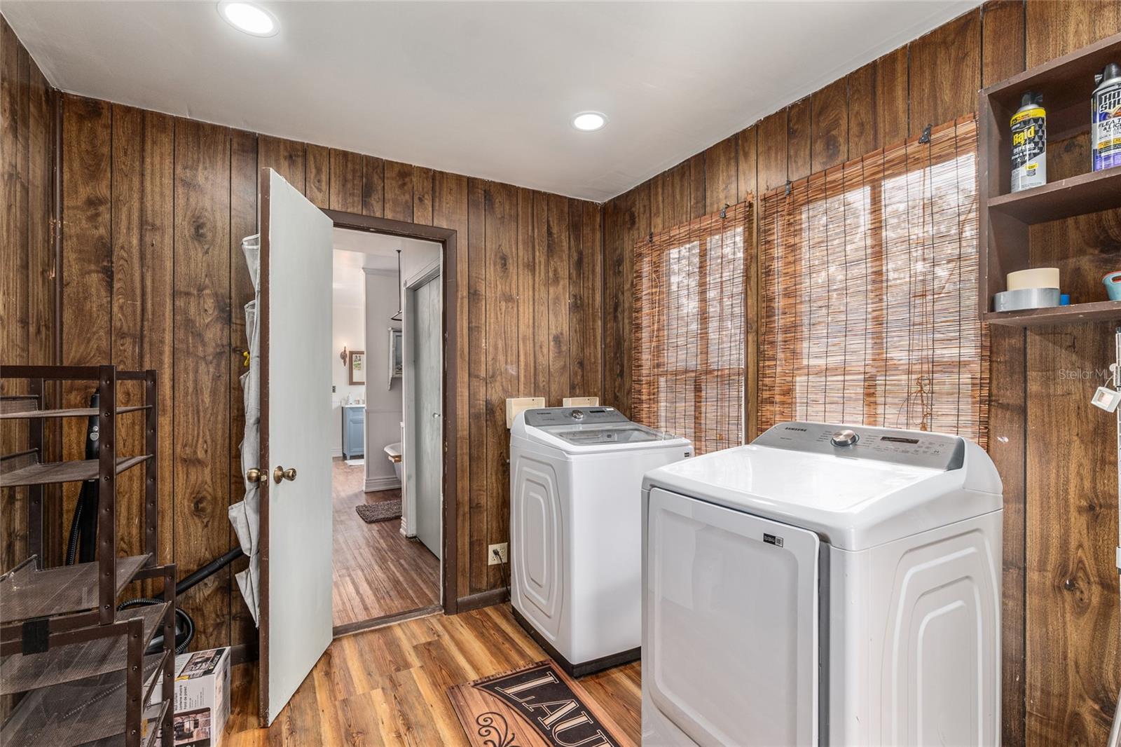 Image 32 of 61 For 160 Saint Johns Street