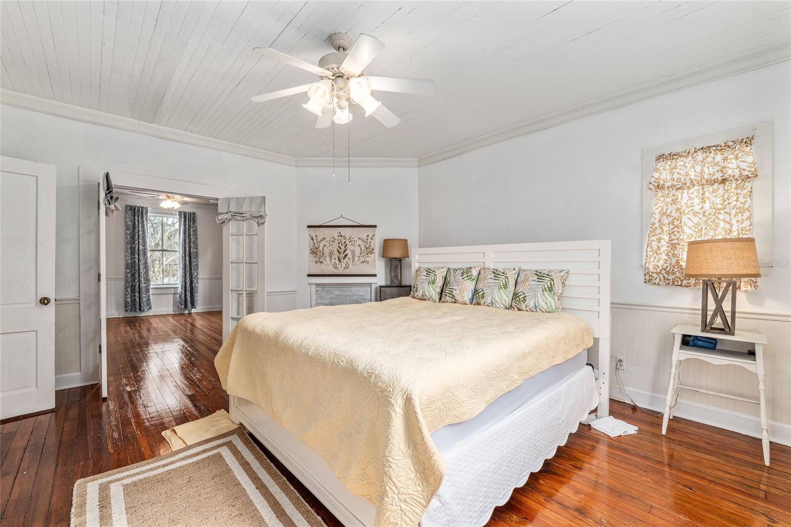 Image 35 of 61 For 160 Saint Johns Street