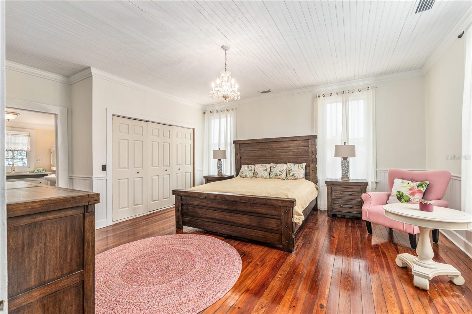 Image 37 of 61 For 160 Saint Johns Street