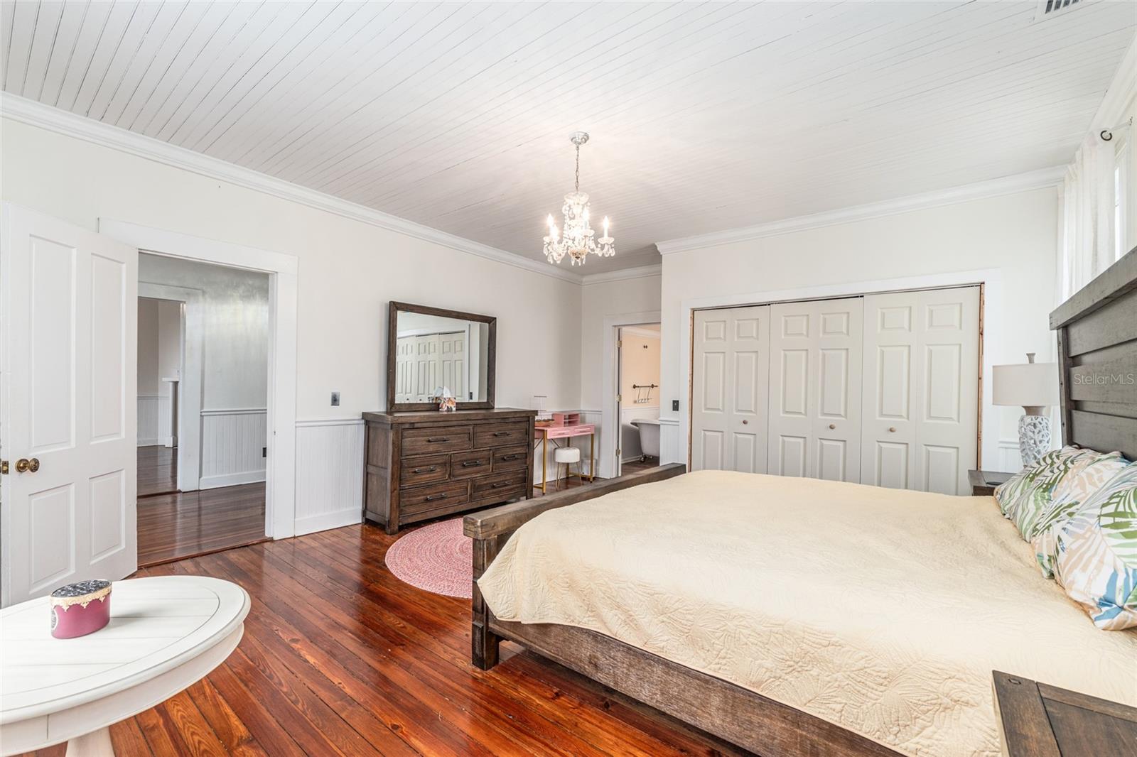 Image 39 of 61 For 160 Saint Johns Street