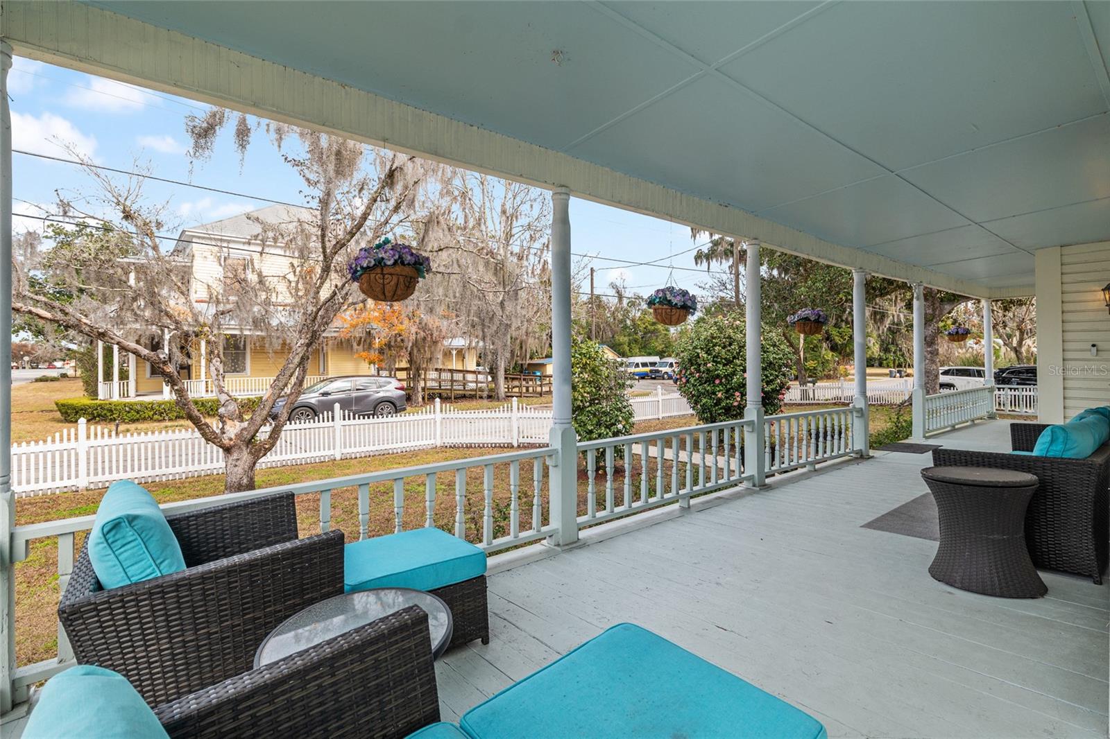 Image 5 of 61 For 160 Saint Johns Street