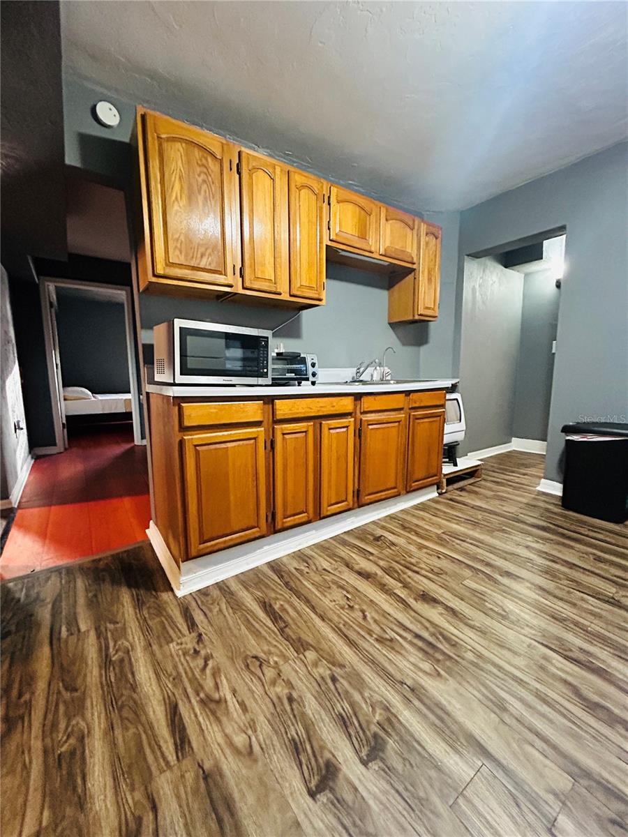 Image 13 of 19 For 1027 5th Avenue