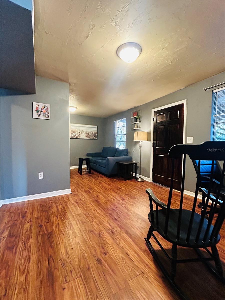 Image 7 of 19 For 1027 5th Avenue