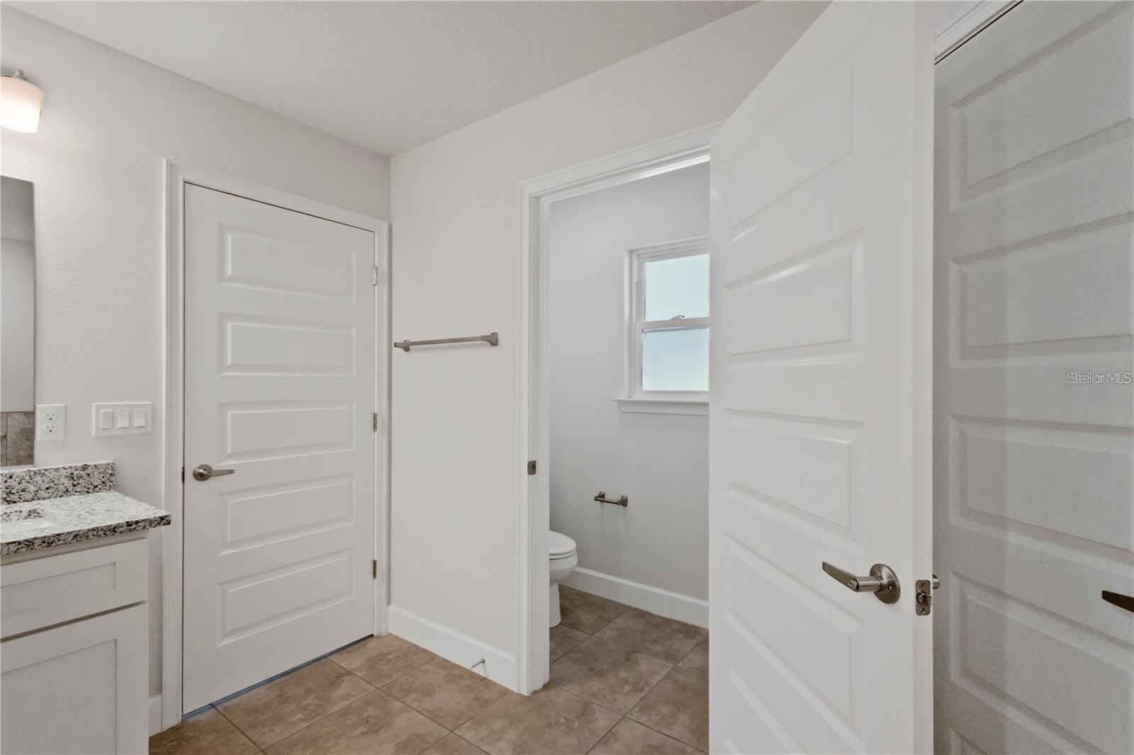 Image 11 of 27 For 525 Bellflower Drive