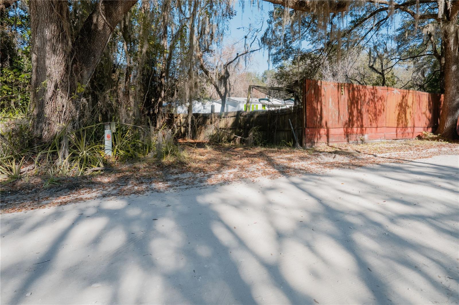 Image 21 of 39 For 16970 120th Avenue