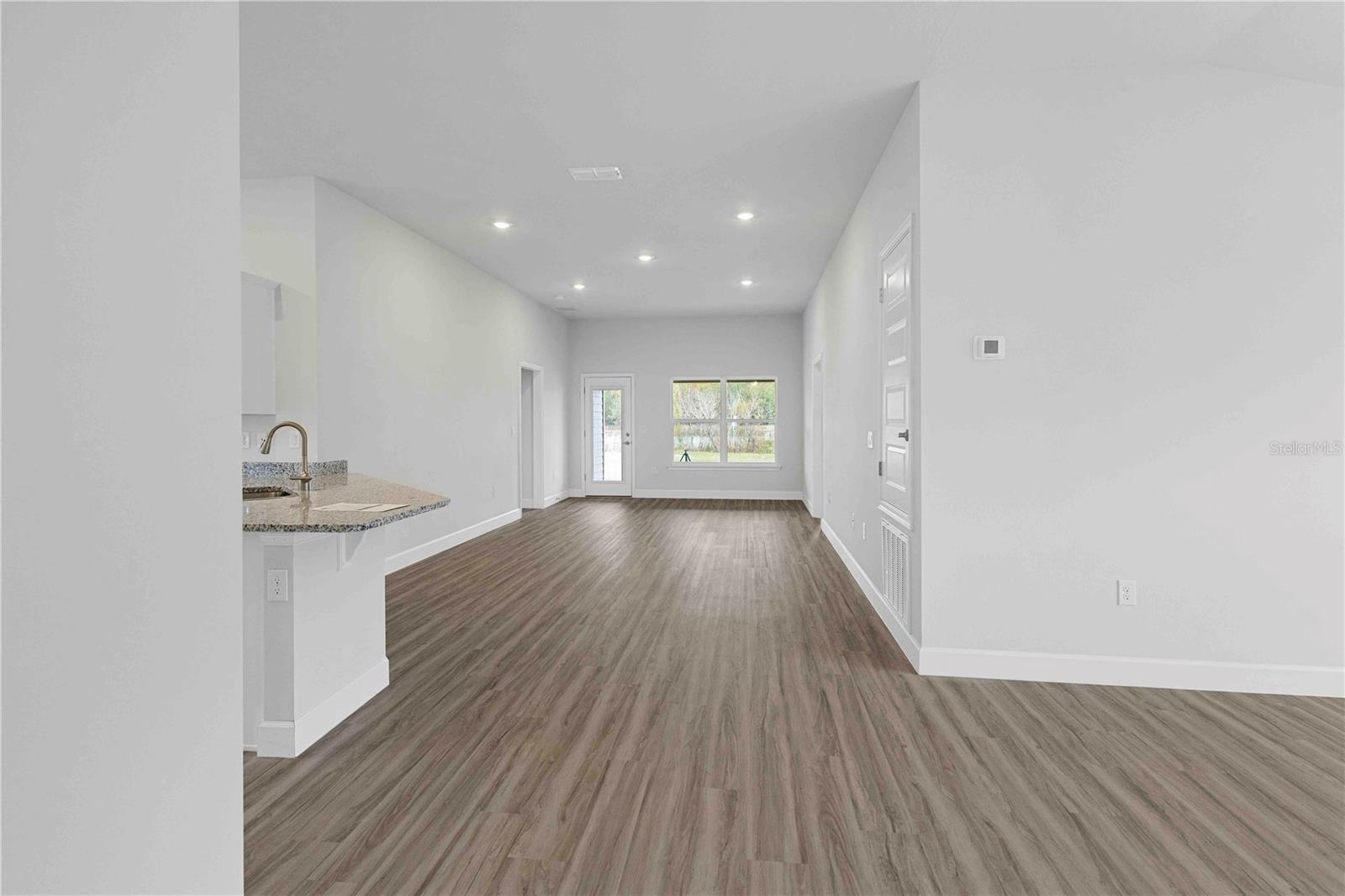 Image 30 of 55 For 424 Silver Palm Drive