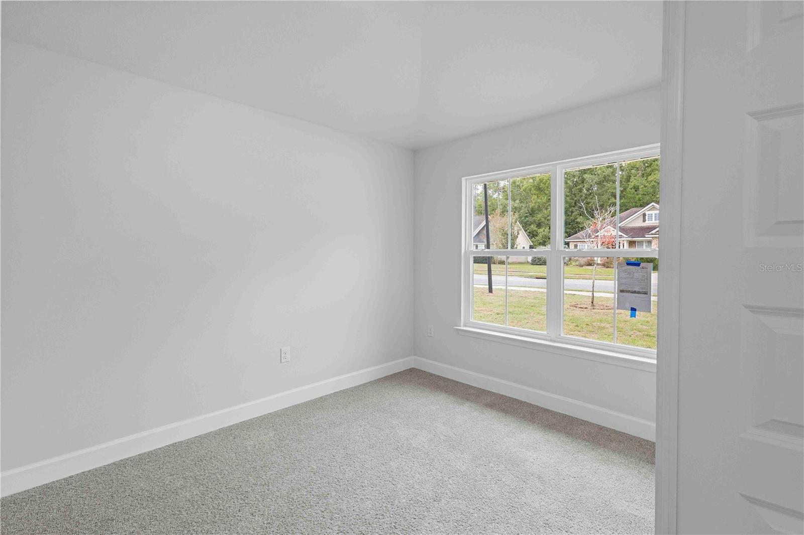 Image 32 of 55 For 424 Silver Palm Drive