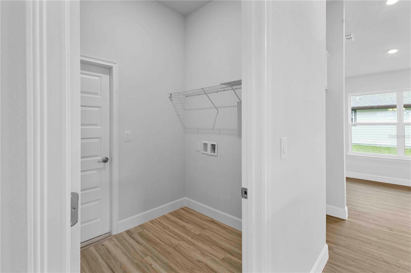 Image 38 of 55 For 424 Silver Palm Drive