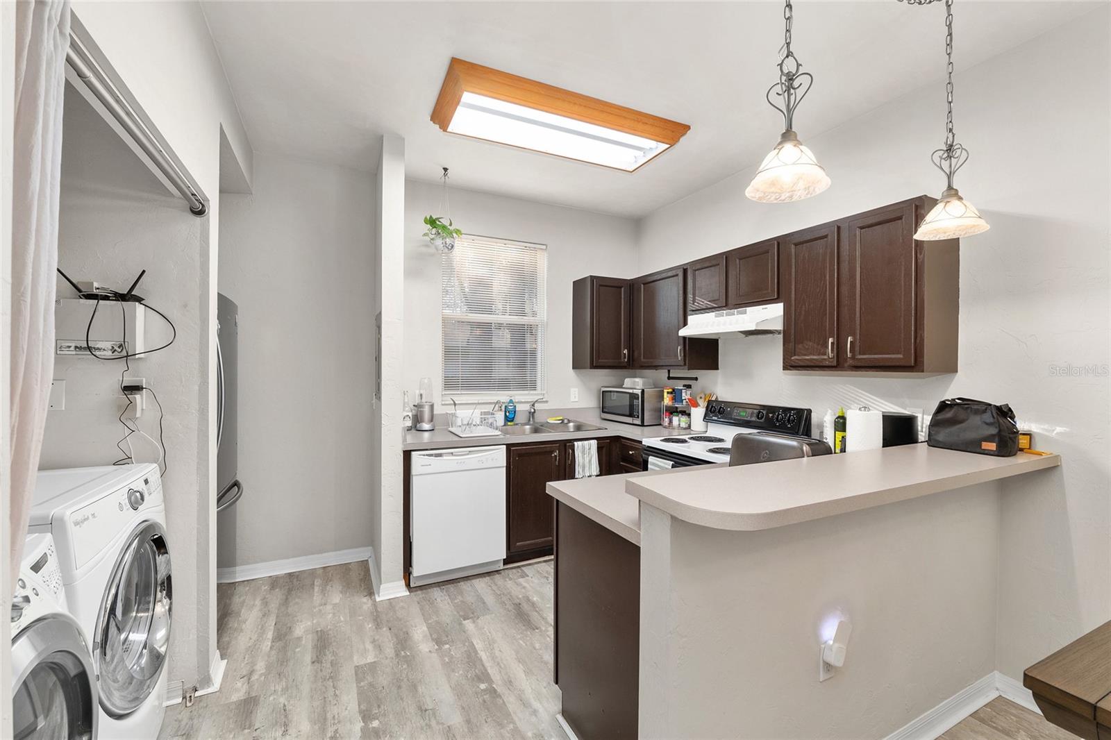 Image 17 of 39 For 3552 30th Way 147